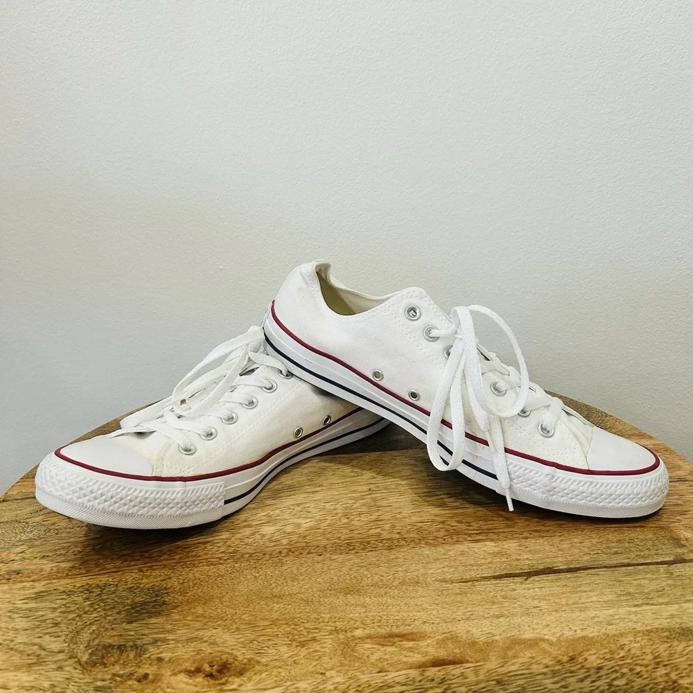 Converse Chuck Taylor All Star Low Top Canvas Sneaker White Lace Up Men 11.5